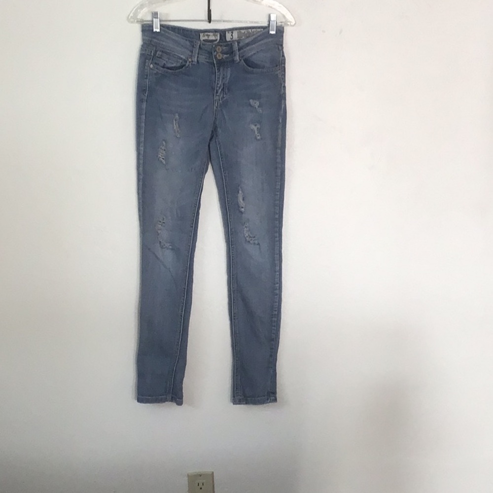 Women’s worn jeans size 3